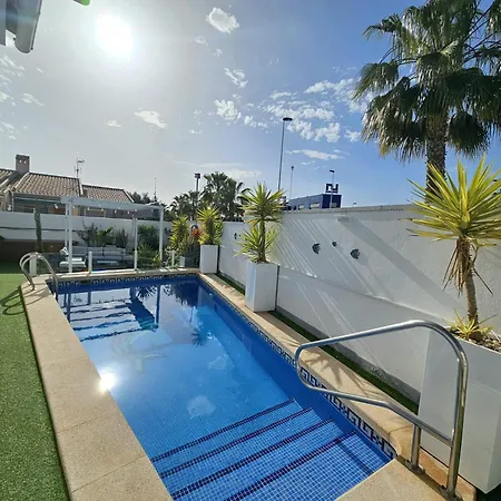 Con Piscina Privada, Aguas Nuevas, *